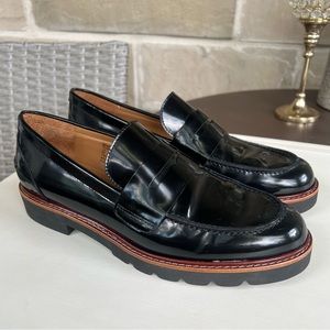 Very authentic Coach shoes!!! Brand new.